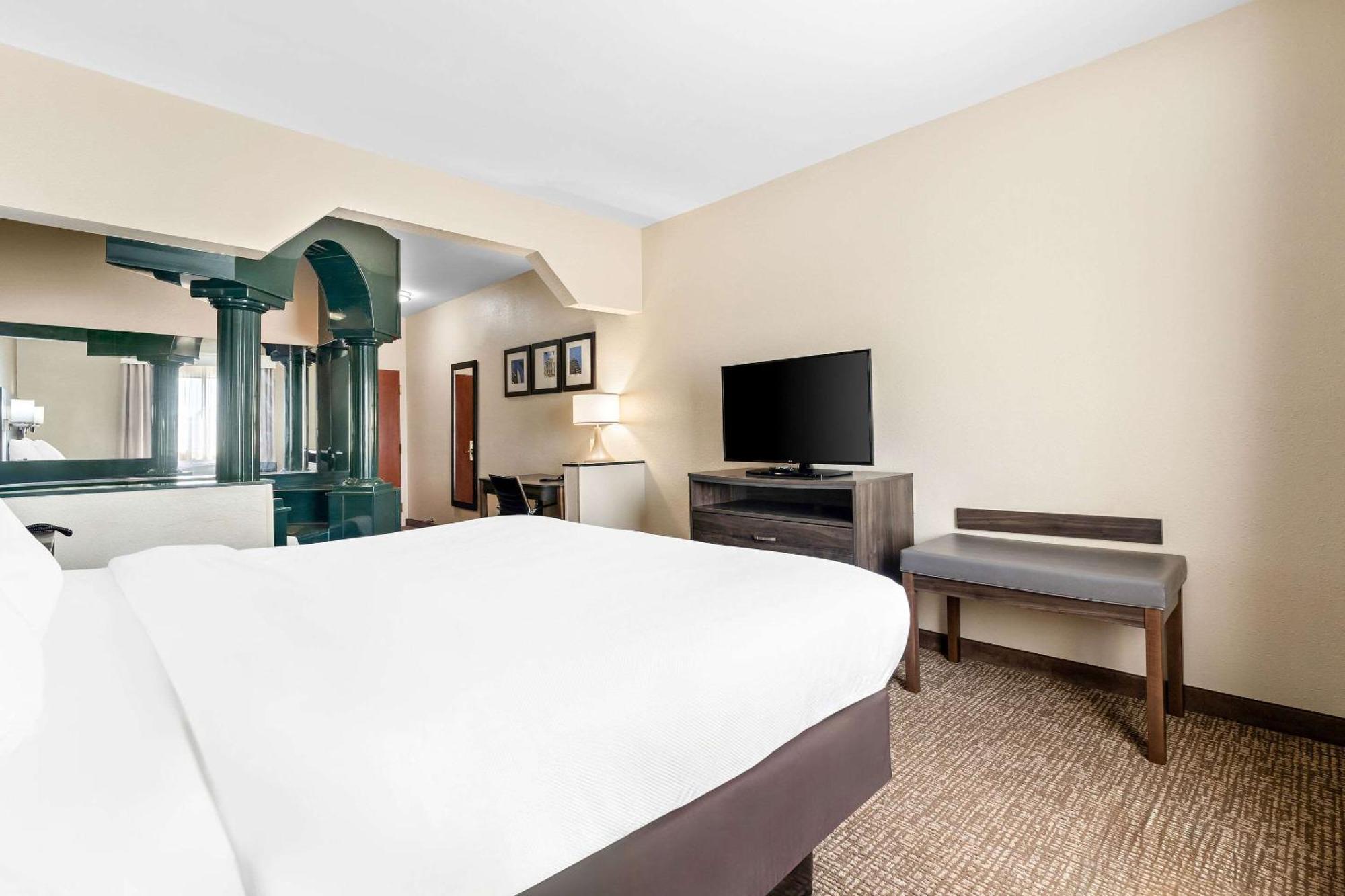 Comfort Suites Near Robins Air Force Base Warner Robins Bagian luar foto