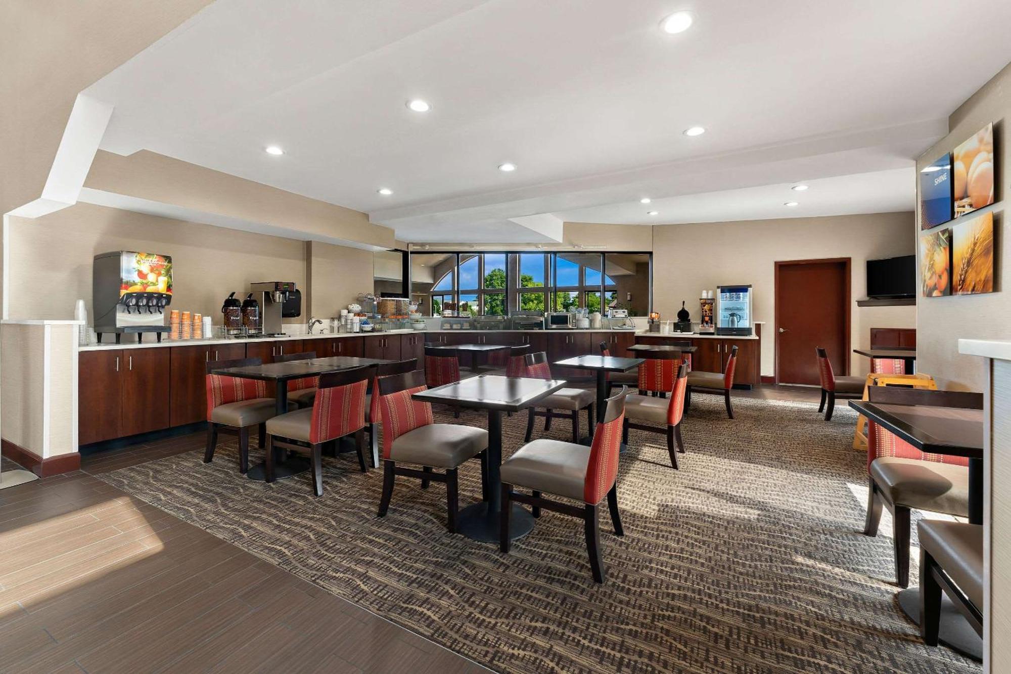 Comfort Suites Near Robins Air Force Base Warner Robins Bagian luar foto