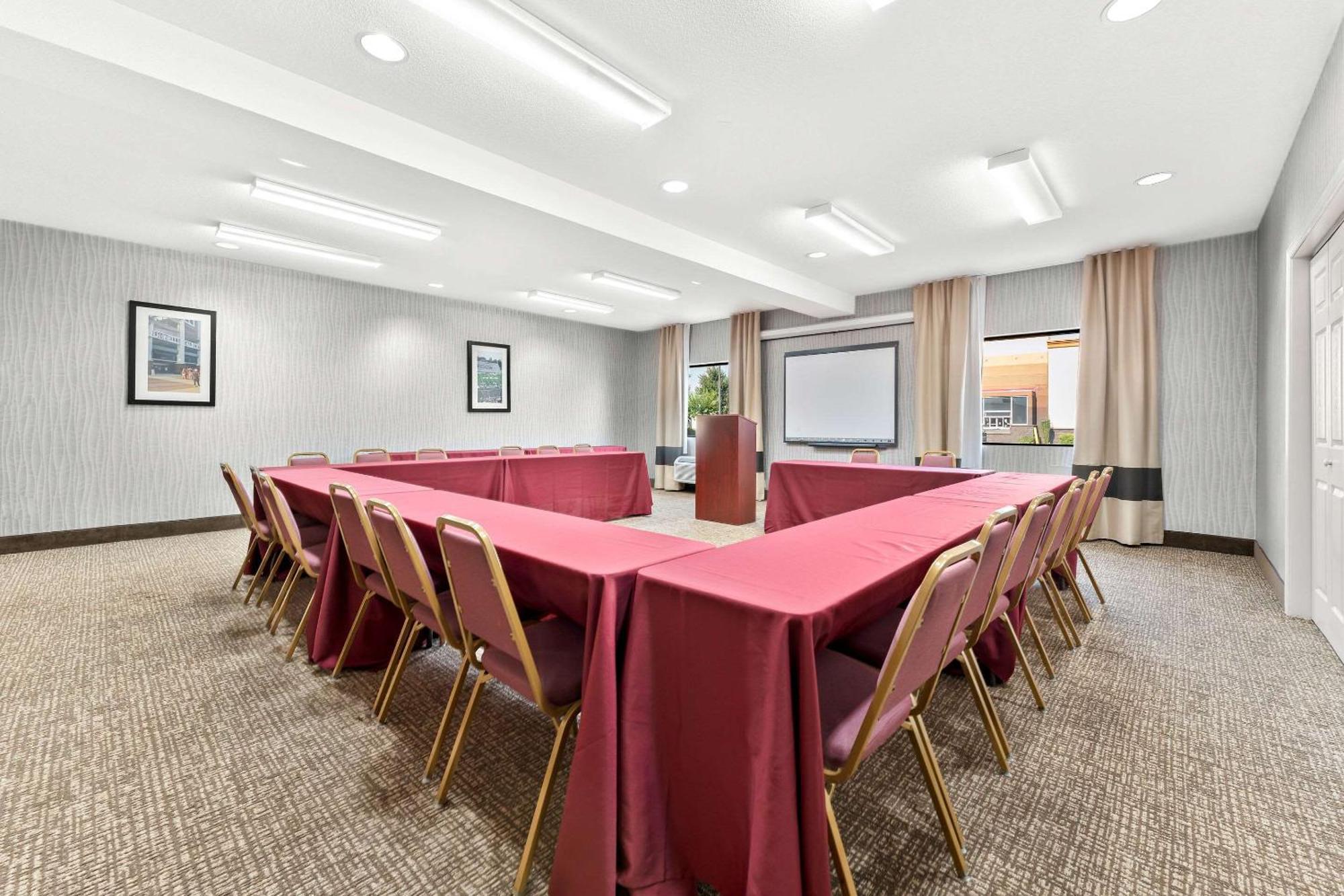 Comfort Suites Near Robins Air Force Base Warner Robins Bagian luar foto