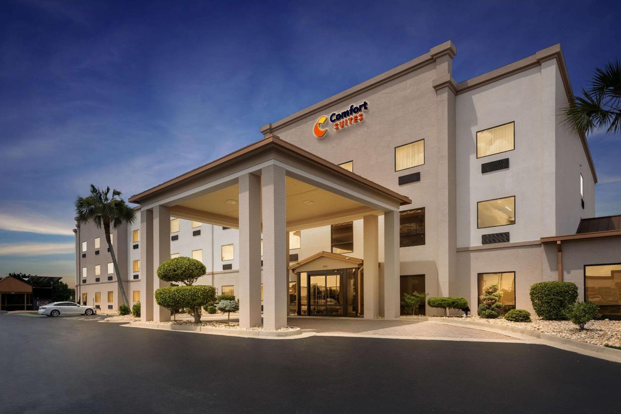 Comfort Suites Near Robins Air Force Base Warner Robins Bagian luar foto